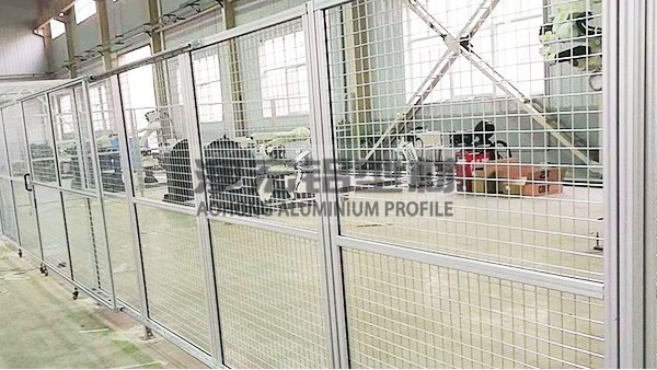 工业铝型材围栏核心应用领域升级 覆盖半导体新能源