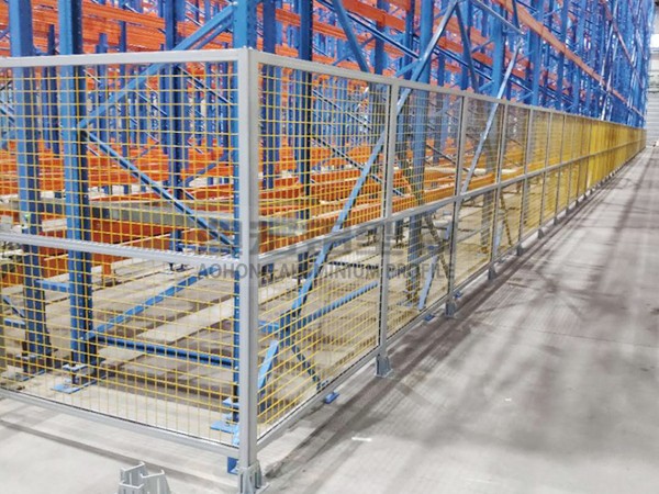 仓库铝型材围栏3