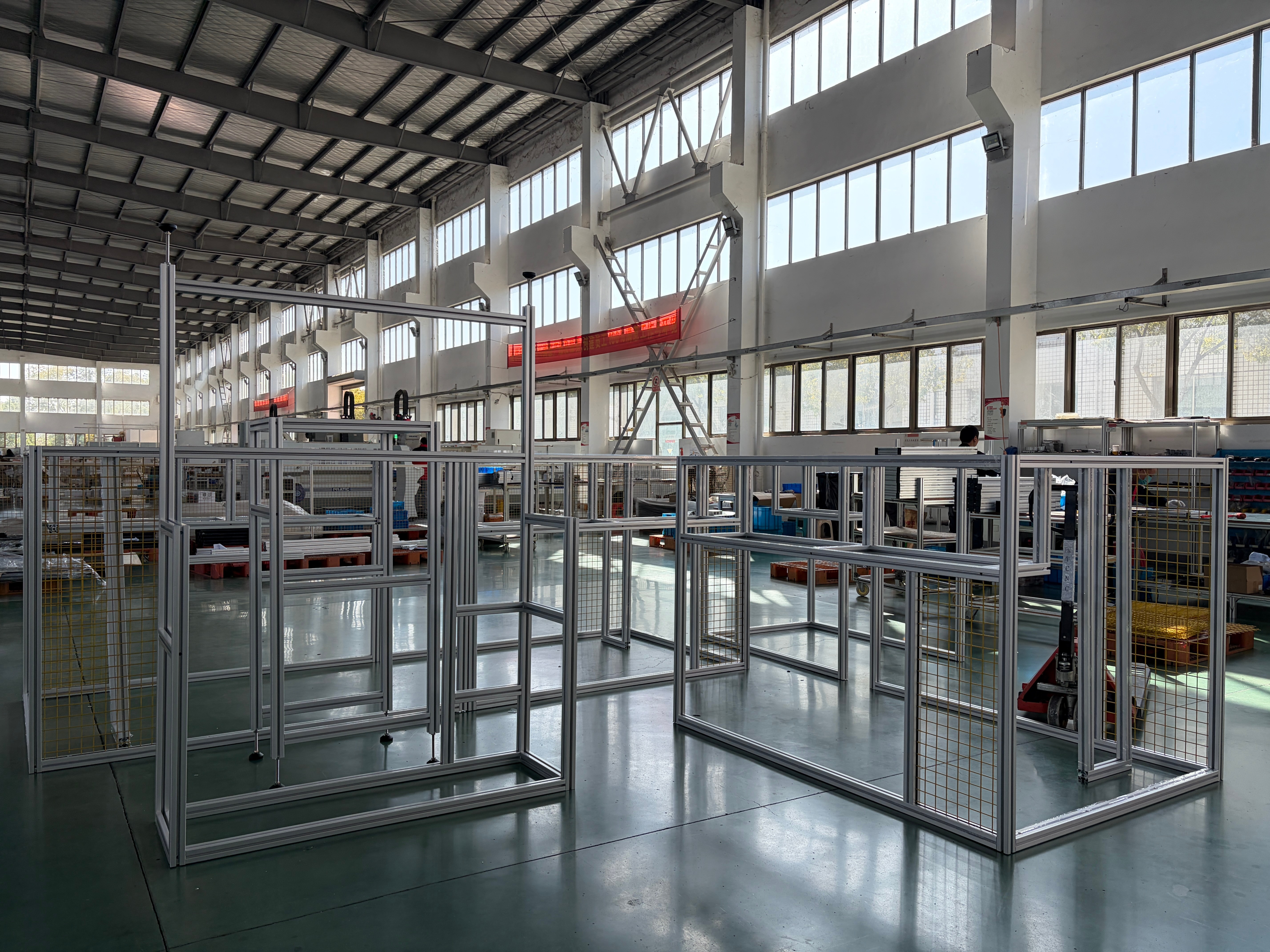 工业铝型材框架如何提升设备稳固性？