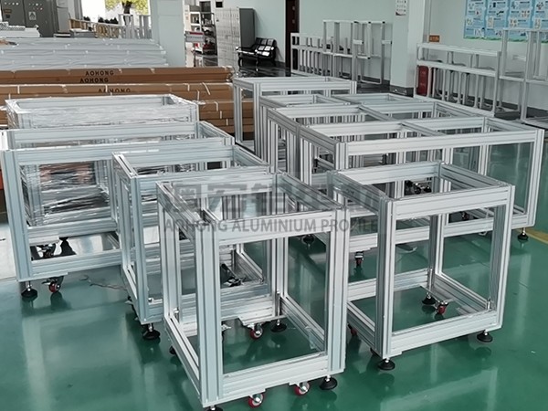 工业铝型材在熔喷布设备机架的应用价值